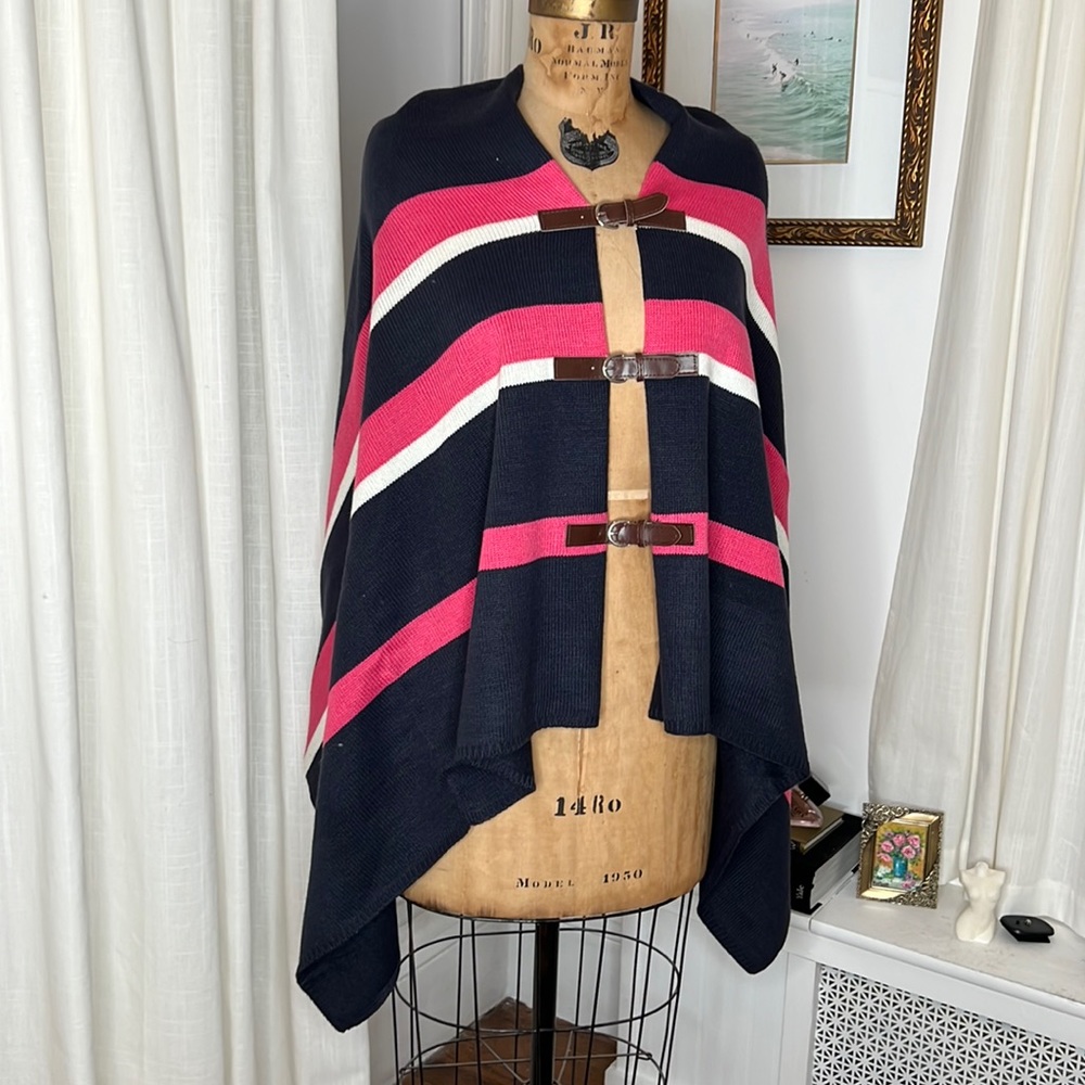 Women’s Sweater Shawl/ Poncho/ Wrap One Size EUC - Picture 1 of 6